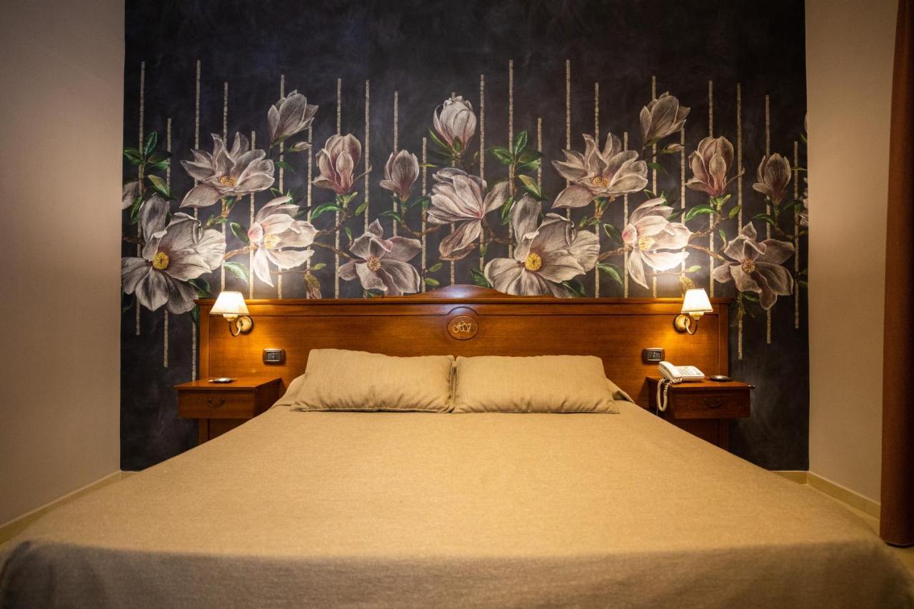 Hotel Vogue Лікола Екстер'єр фото
