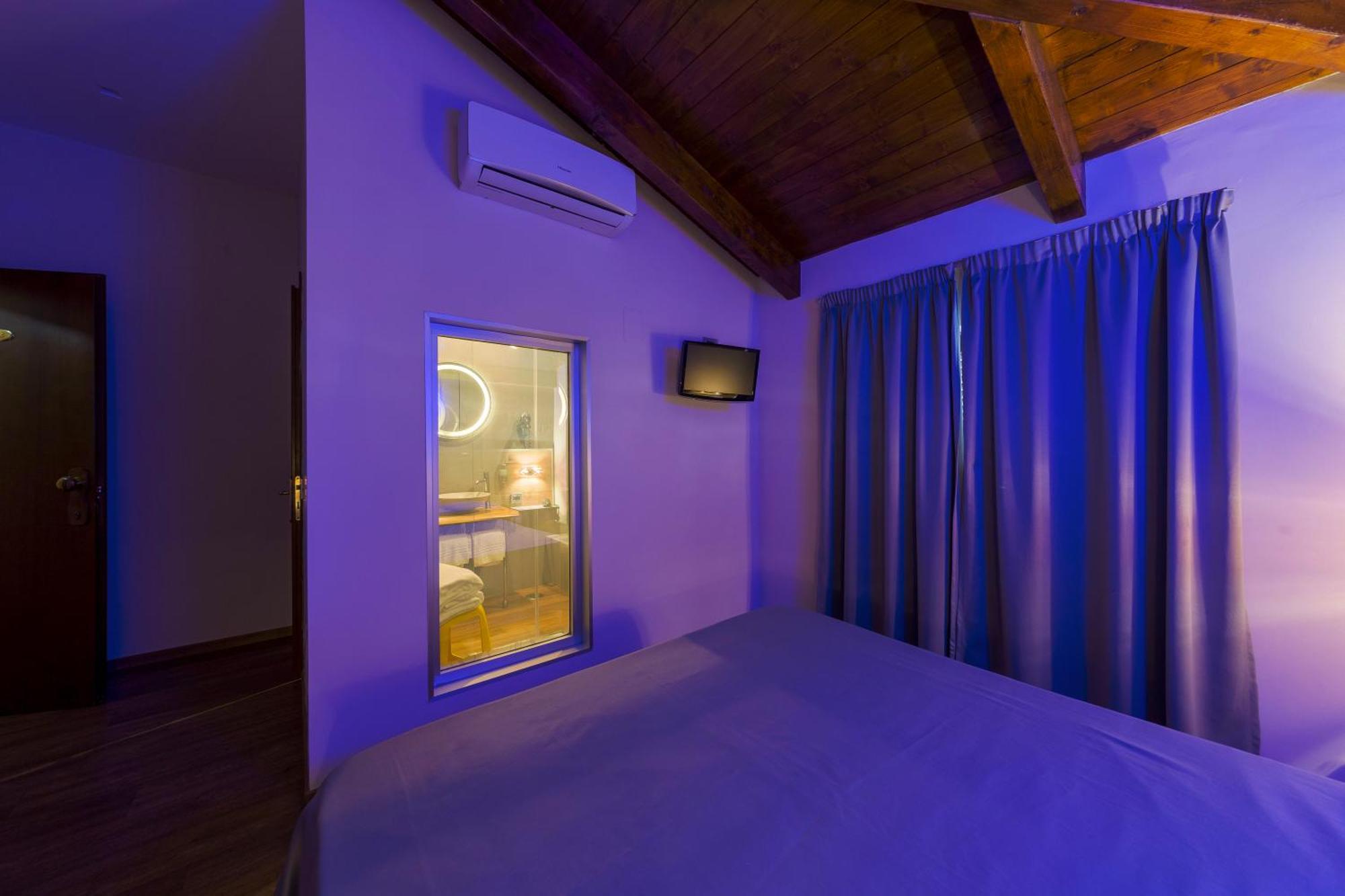 Hotel Vogue Лікола Екстер'єр фото