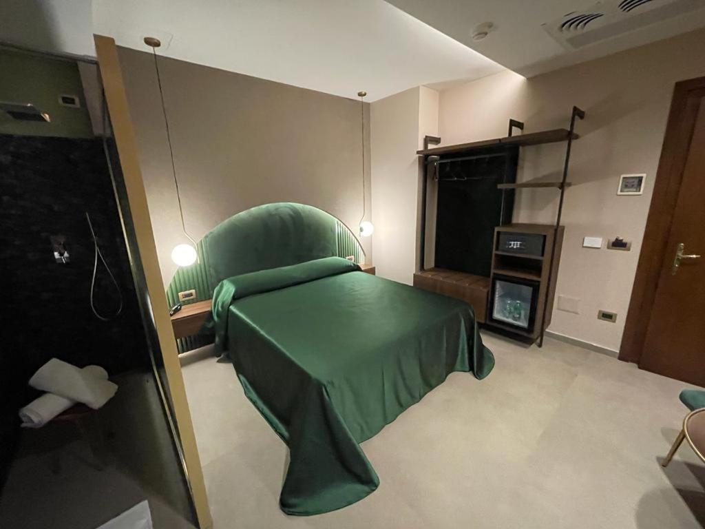 Hotel Vogue Лікола Екстер'єр фото