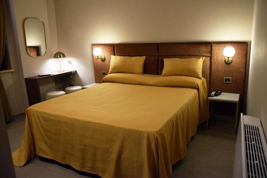 Hotel Vogue Лікола Екстер'єр фото