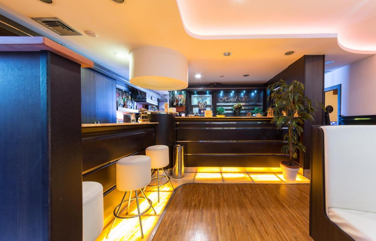 Hotel Vogue Лікола Екстер'єр фото